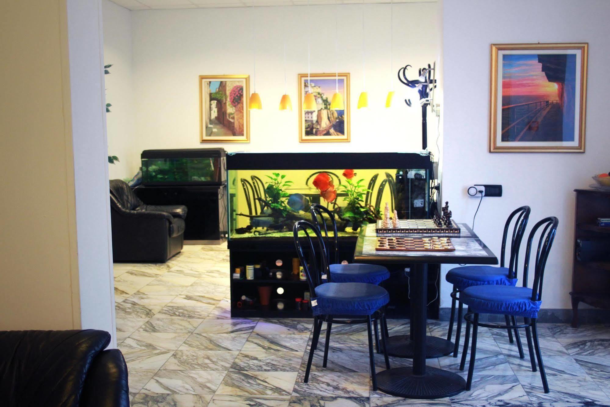 Hotel Mary La Spezia Luaran gambar