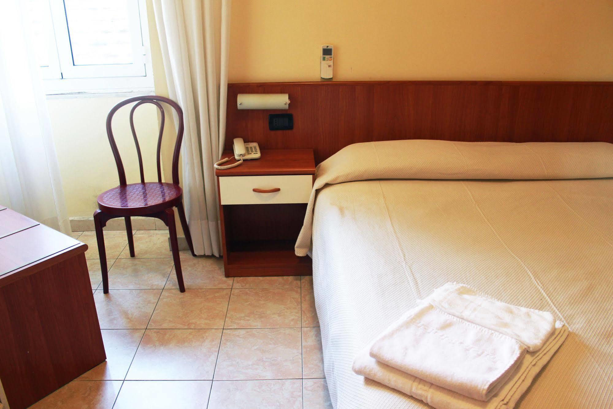Hotel Mary La Spezia Luaran gambar