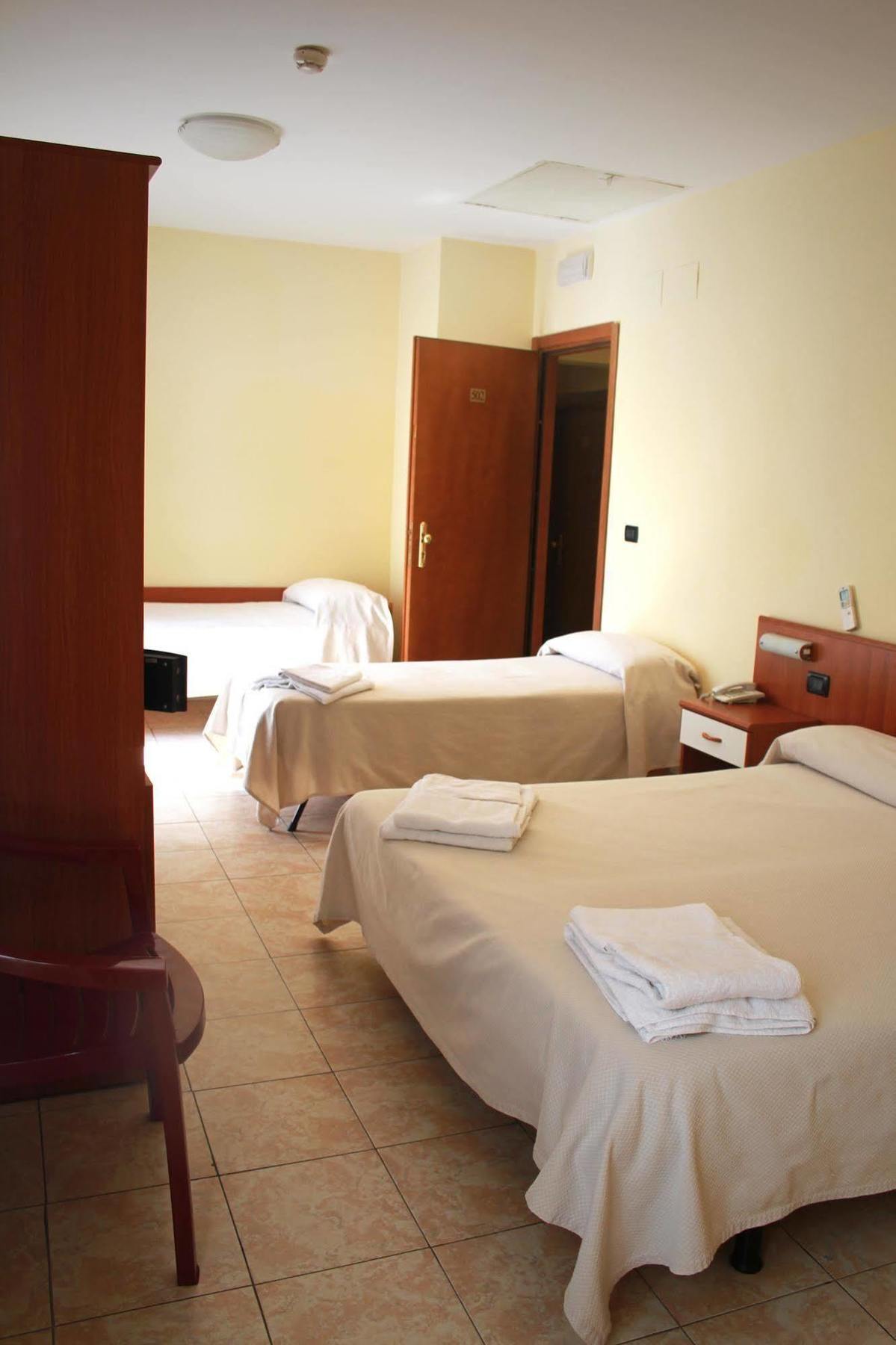 Hotel Mary La Spezia Luaran gambar