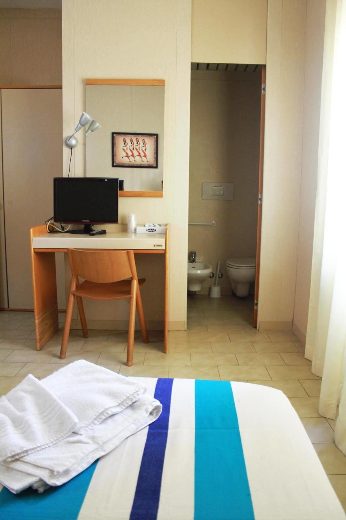 Hotel Mary La Spezia Luaran gambar