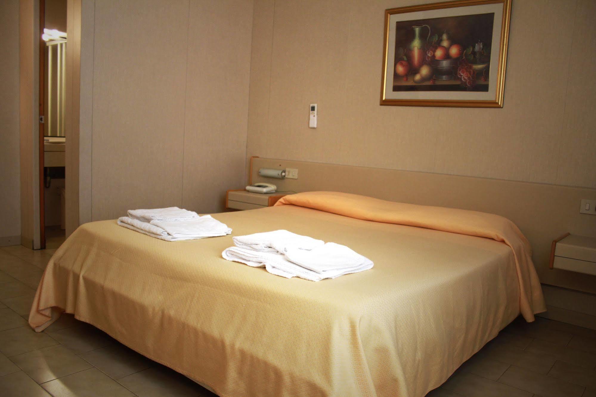 Hotel Mary La Spezia Luaran gambar
